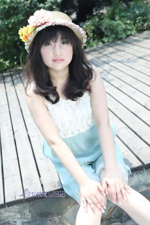 139887 - Sophy Age: 40 - China