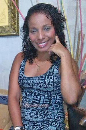 174050 - Yasaidys Age: 35 - Colombia