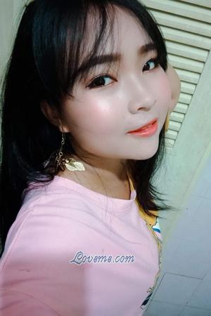 190175 - Arasa Age: 20 - Thailand