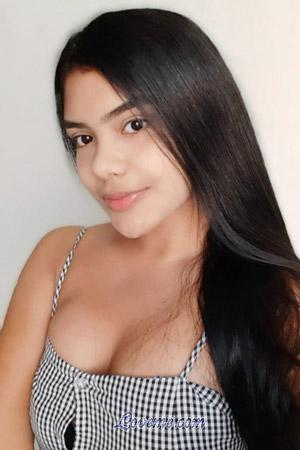 202017 - Valeria Age: 19 - Colombia