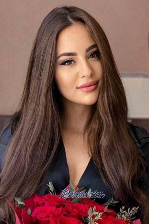 206583 - Yulia Age: 27 - Russia