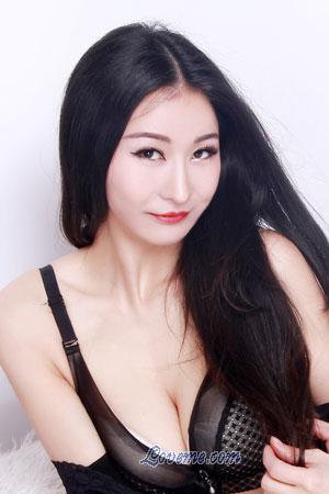 213572 - Lynn Age: 35 - China