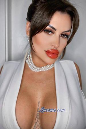 220662 - Diana Age: 37 - Germany