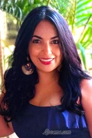 223715 - Iyaneth Age: 36 - Colombia