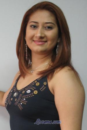 78676 - Liliana Age: 26 - Colombia